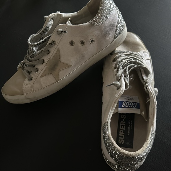 Barely worn with original box and authentic booklet. - Picture 1 of 6